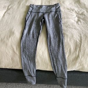 Lululemon tights